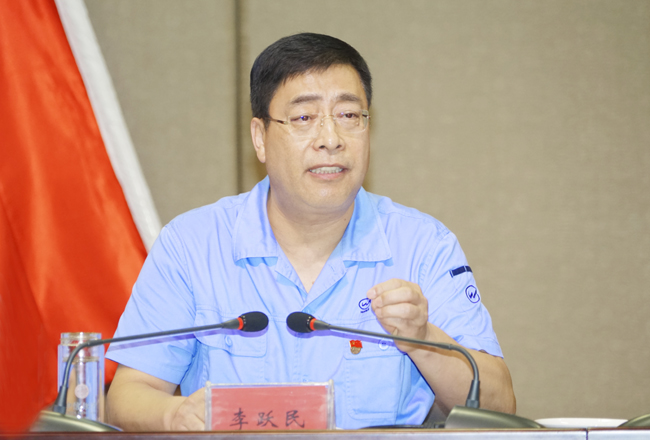 董事長(cháng)888.jpg
